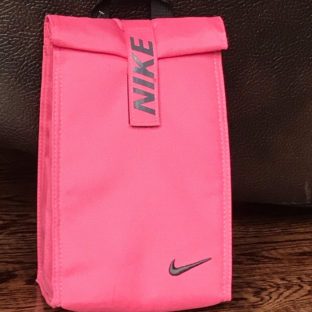NIKE LUNCHBOX